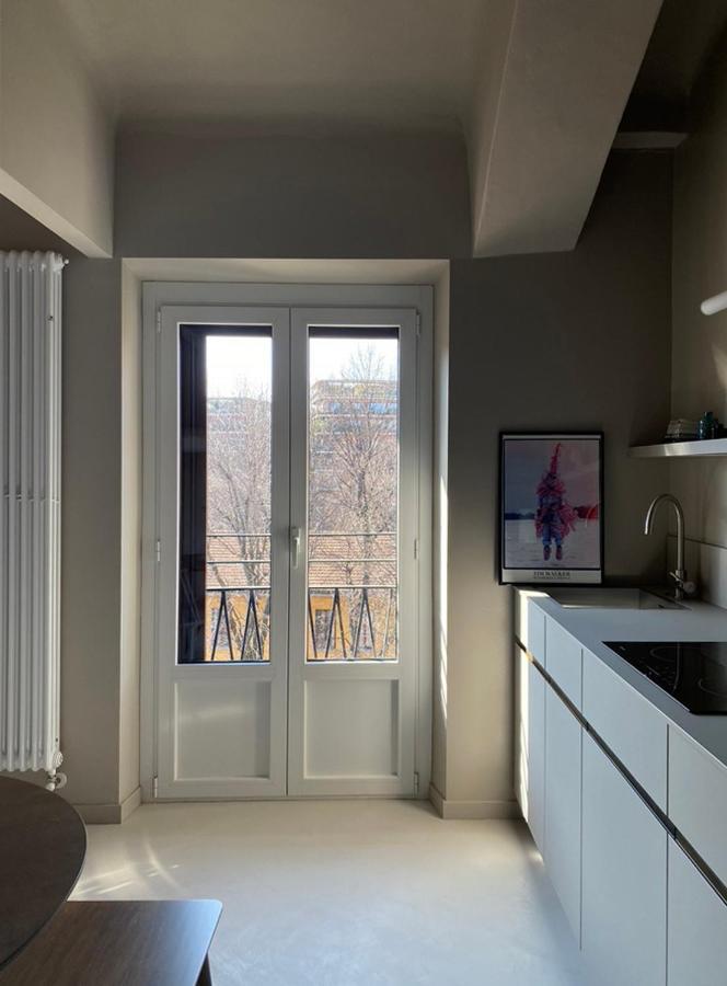 Apartamento Bilocale Di Design Con Vista In Crocetta Quadronno Milán Exterior foto