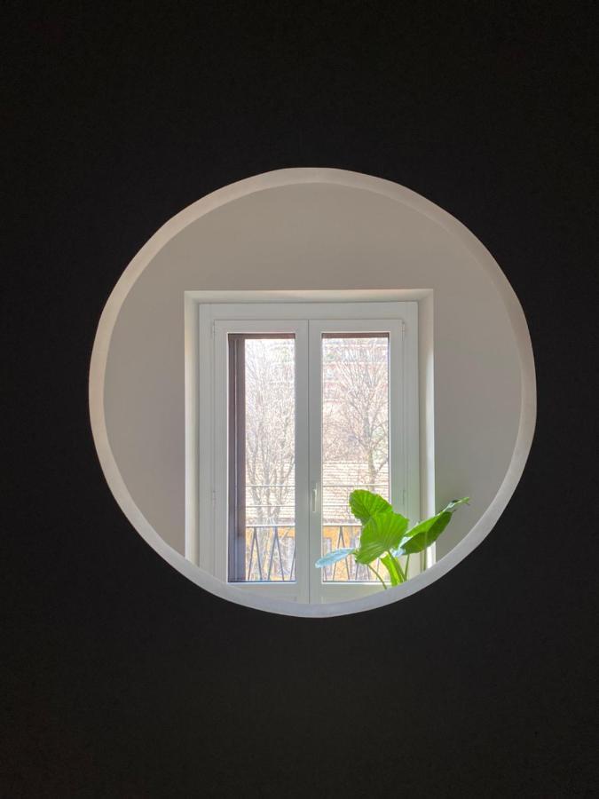 Apartamento Bilocale Di Design Con Vista In Crocetta Quadronno Milán Exterior foto